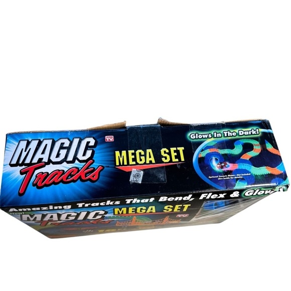 ⚡️Ontel TRACKSMEGA-MC4 Magic Tracks Race Mega Set 18 Ft - Picture 7 of 8